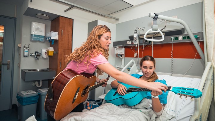 Muziekids geeft een muzikale pleister om de pijn te verzachten